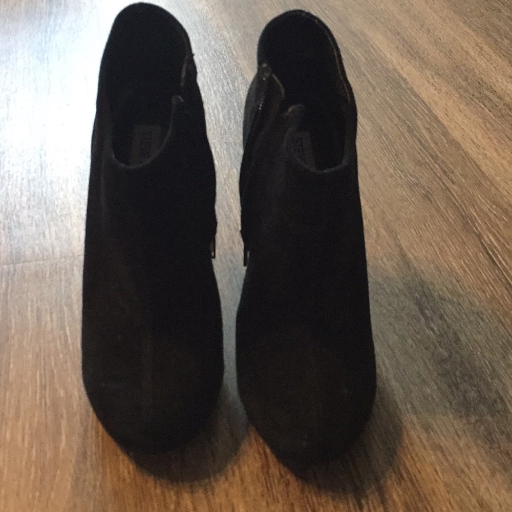 Steve Madden stiletto booties